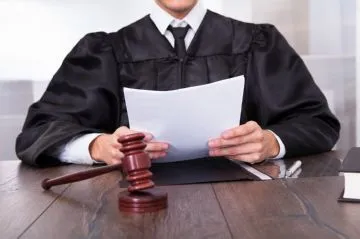 Chirie de terenuri și toate nuanțele de clearance-ul său (arendă) Chirie de terenuri și toate nuanțele de clearance-ul său