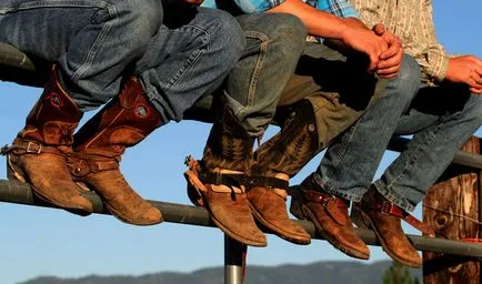 Dzhinsopediya ghid succint la pantaloni din denim făcut