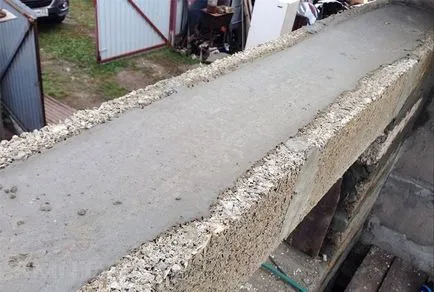 Casa arbolita construcție specială a pereților din zidărie