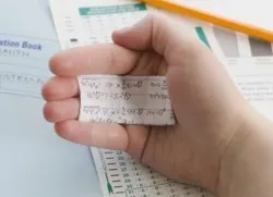 Este mai ușor să treacă examenul Este mai ușor să treacă examenul