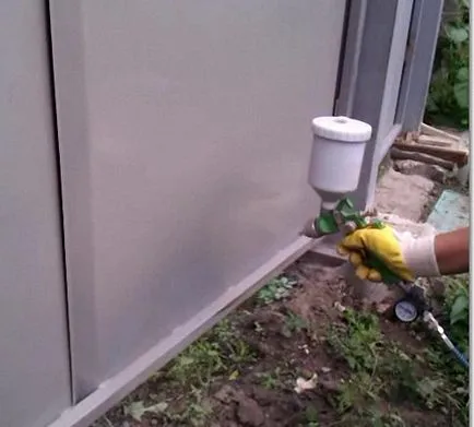 Primer cu mâinile, portalul de construcție