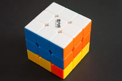 Instrucțiuni cu privire la modul de a asambla 3x3 cub Rubik în 1 minut