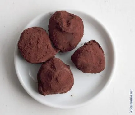 Cum de a face bomboane de ciocolată (ciocolată albă, fructul pasiunii de umplere) Cum de a face bomboane de ciocolată