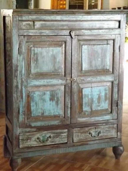 Cum și ce să picteze mobilier vechi (fisuri adânci zgârieturi) Cum și ce să picteze mobilier vechi