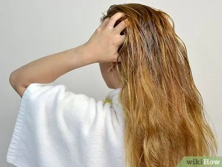 Cum de a utiliza pe ulei de păr și piele de nucă de cocos (ulei) Cum să utilizați ulei de nucă de cocos pe parul si pielea
