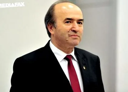 euró közötti