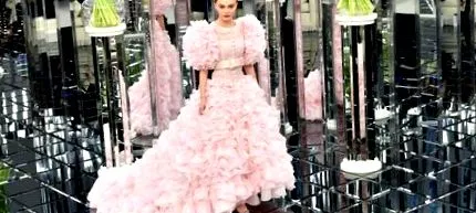lagerfeld menyasszonya