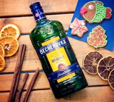 likőr becherovka