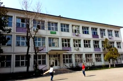 minden hallgató