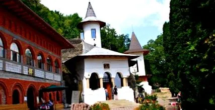 kolostor