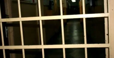 fogvatartott kerül