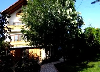 вхід вхід