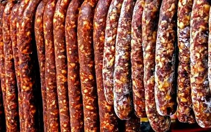 практични