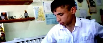 виховують