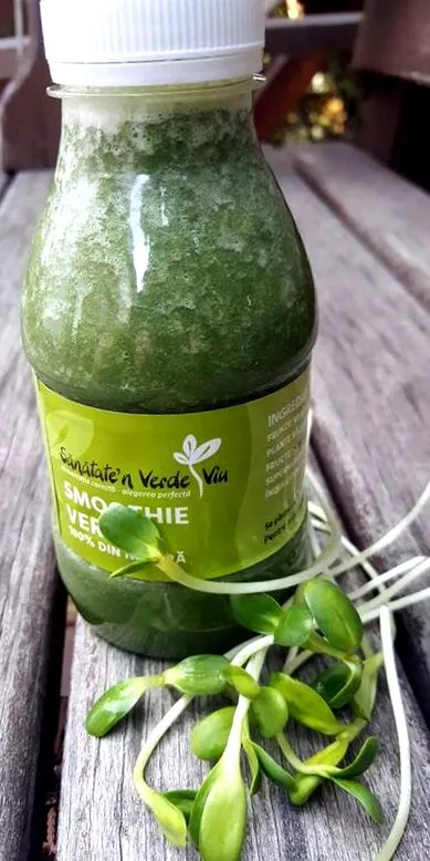 како