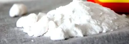 konyhát mossa