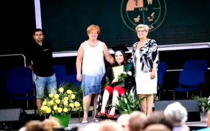álmát hogy fogyatékossága
