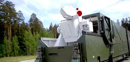 експерт исто така