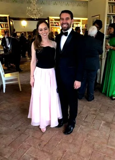 román román