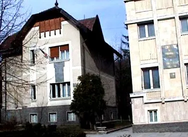 2008