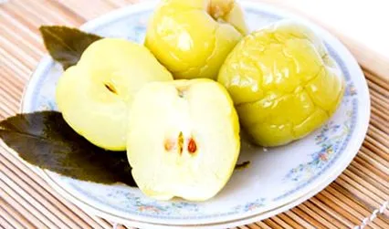 összes