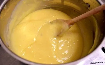 öntettel