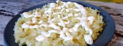 салата пилешки