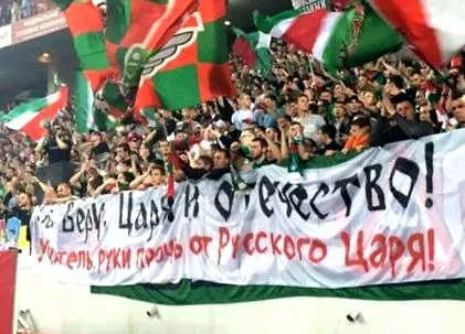 вимагає