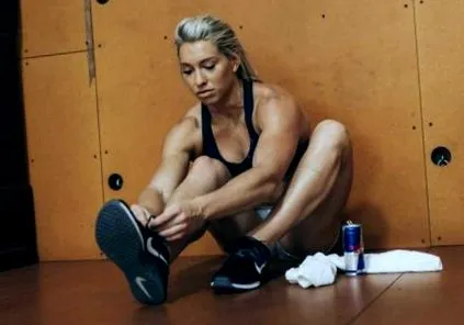 colleen edzésre