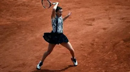 megtréfálják simona