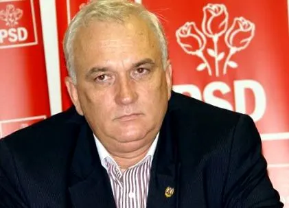 објаснува