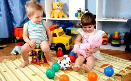 egyedi nemzetközi