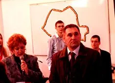 події