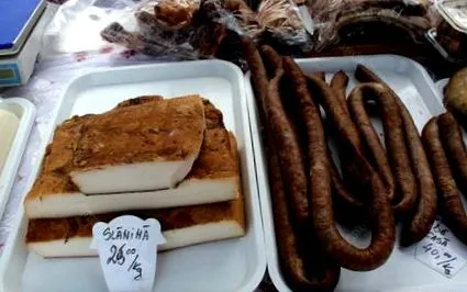 дека имаат