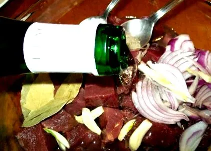 üsthöz laurențiu
