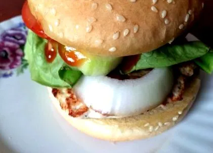 egészséges hamburgerek