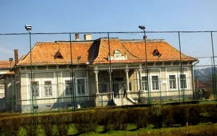 замки місць