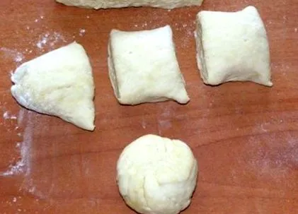forrásban lévő forrásban lévő