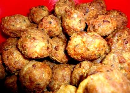 sertés húsgombóc
