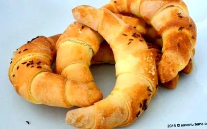сирење кроасани