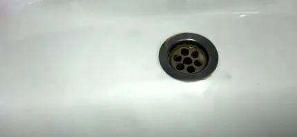 mosogató lefolyójának