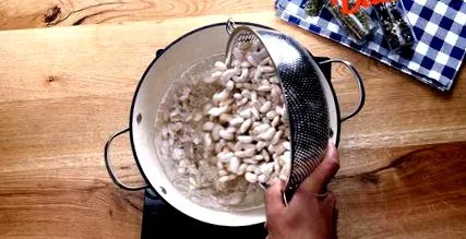füstölt
