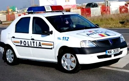 žena