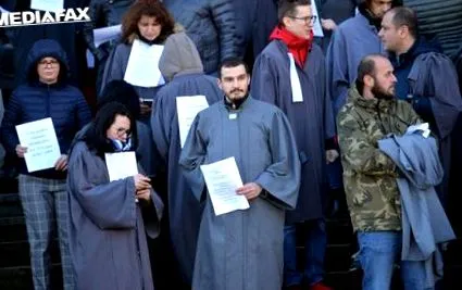 протести