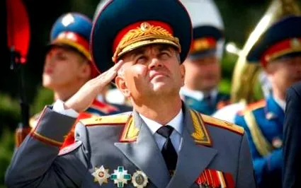 упаковці містить