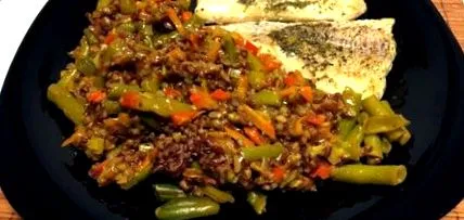 червоний овочами