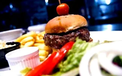 hamburgereivel