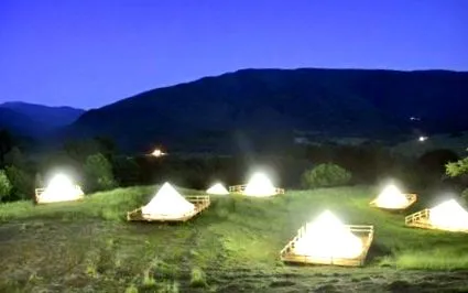 első luxuskemping