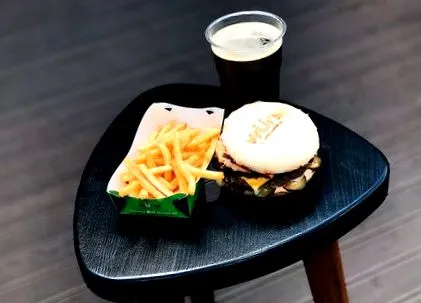 lejbe kerül