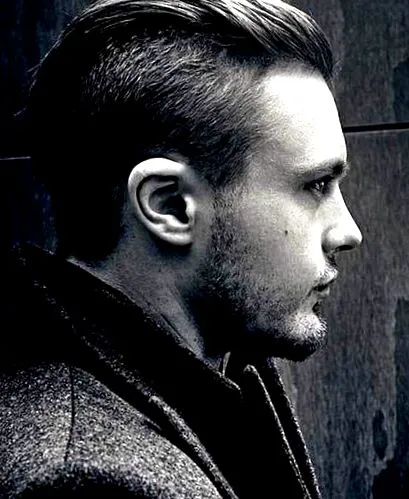účesov